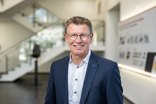 Hermann Veismann (Managing Director, Printing and Finishing Business Unit) at Windmöller & Hölscher,
